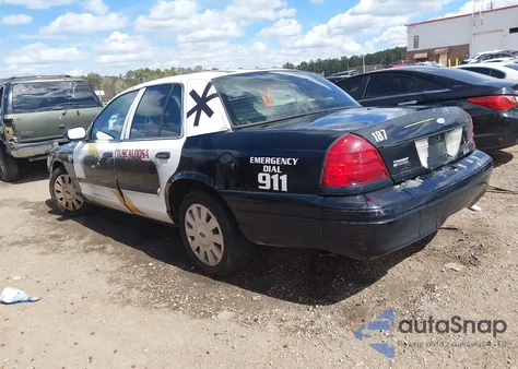 2011 Ford Crown Victoria Police Interceptor z USA, uszkodzony, nr VIN 2FABP7BV8BX162801